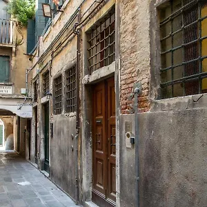 Cianis Venice